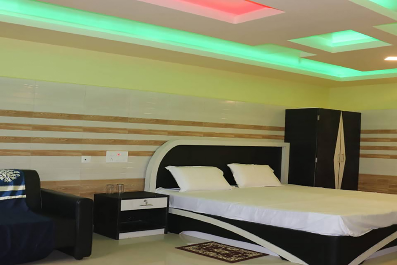 Free HTML5 Bootstrap Template by colorlib.com